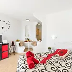 1316 Ocean View Paraiso *